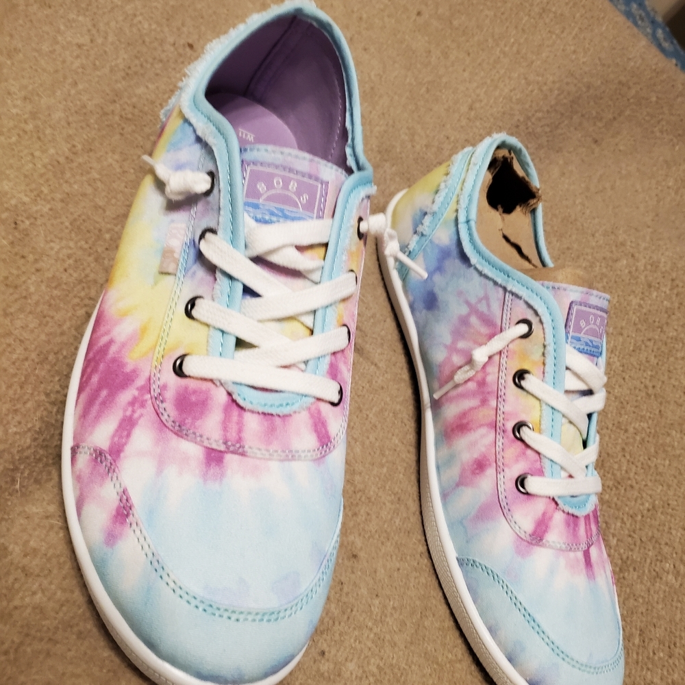 BRAND NEW Never worn Tie Dye Skechers Bobs shoes. Women size 11
